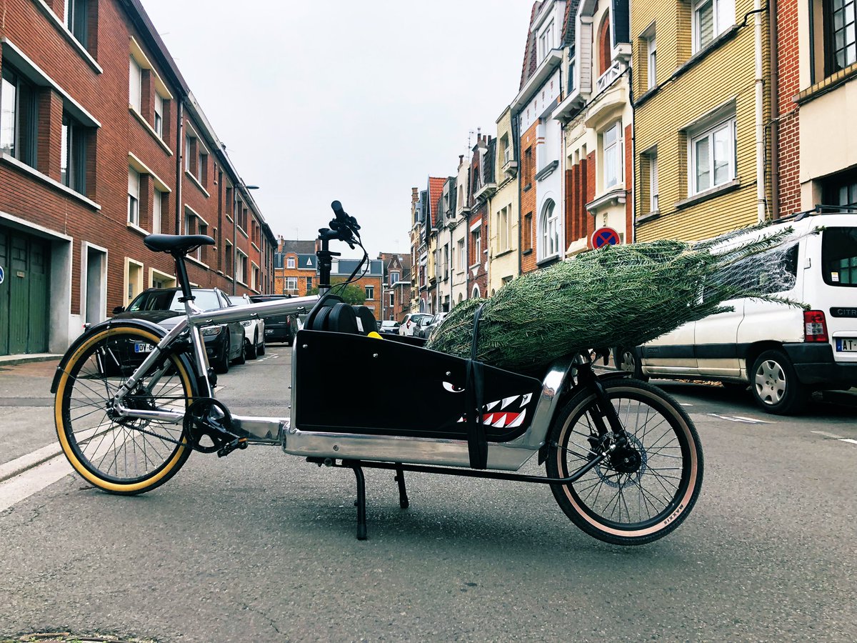 Ce matin, on est allé chercher le #Sapin avec le #Bullitt