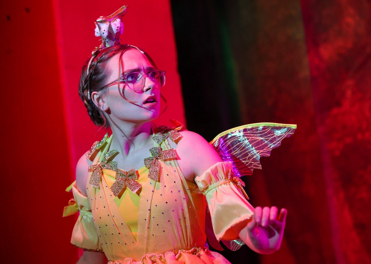 EastMidlandsTheatre tweet media