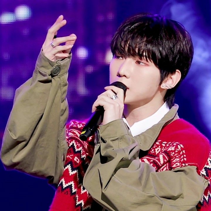 SunshineAtee tweet picture