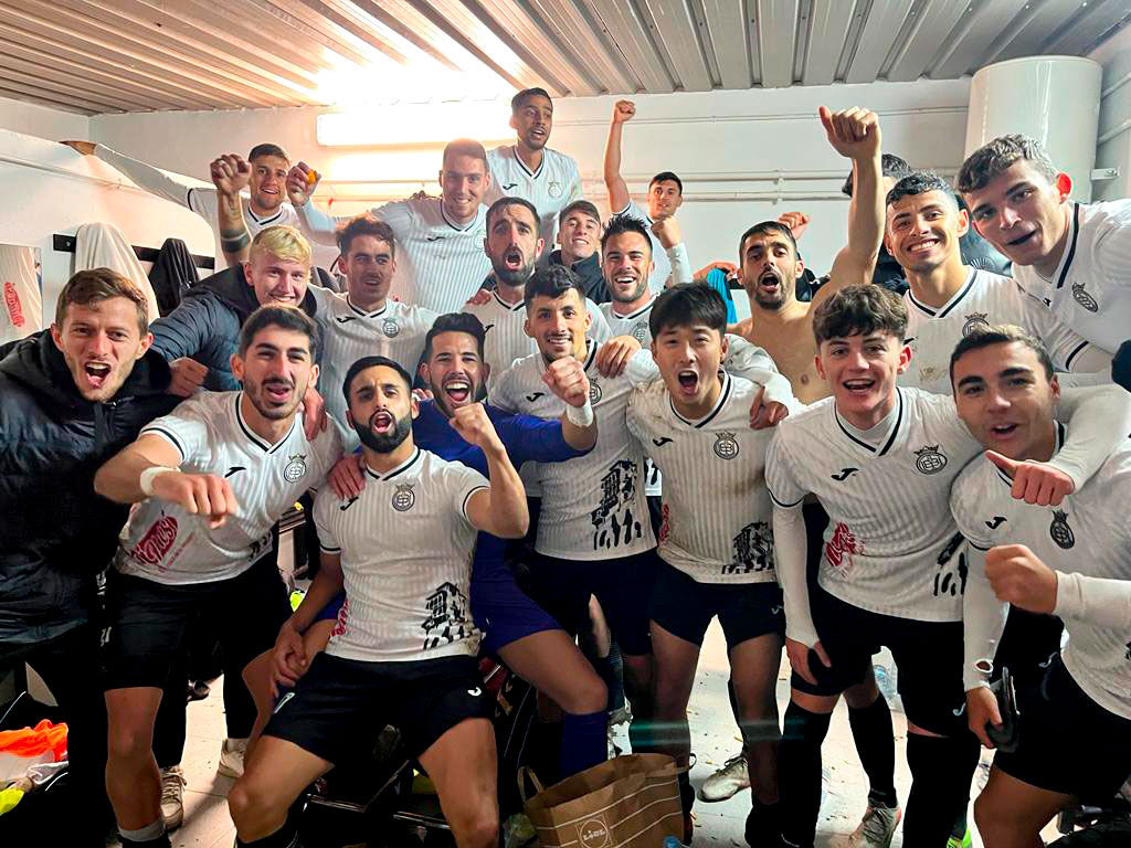 #UBConquense

¡Qué tres puntazos chavales! Este es el camino a seguir.
Este triunfo también es vuestro balompédicos.

#UniónBalompédica
#ConquenseAlé
#TerceraRFEF