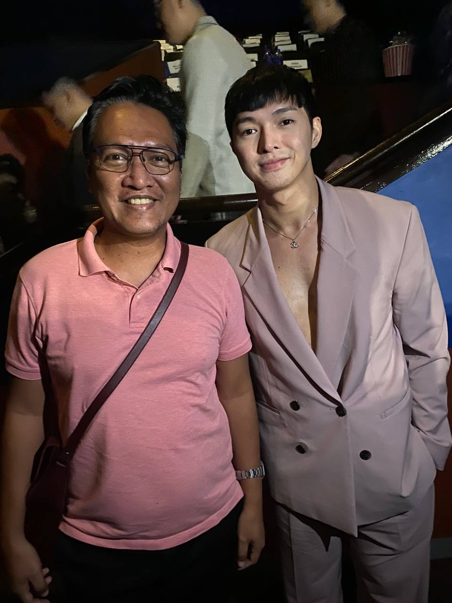 shemoutloud's tweet image. Fun Friday.. @smmegamall #CallMePapi premier night.