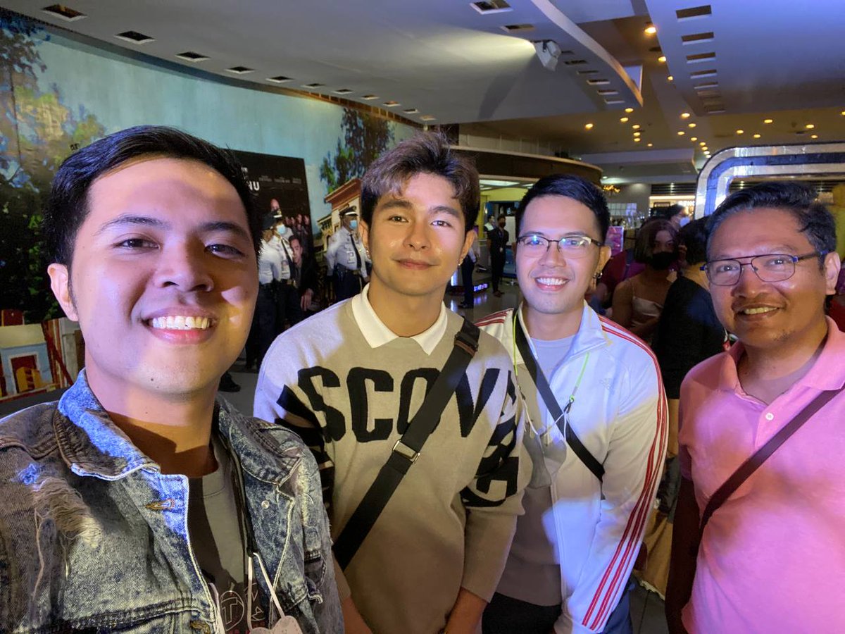 shemoutloud's tweet image. Fun Friday.. @smmegamall #CallMePapi premier night.