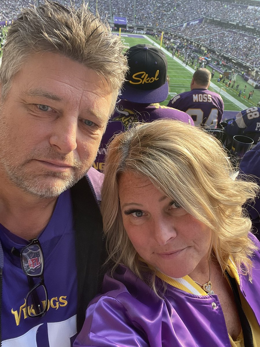 jo_jo_hanson's tweet photo. #VizzyVibe #Vikings skol https://t.co/SJ90wN9N9F