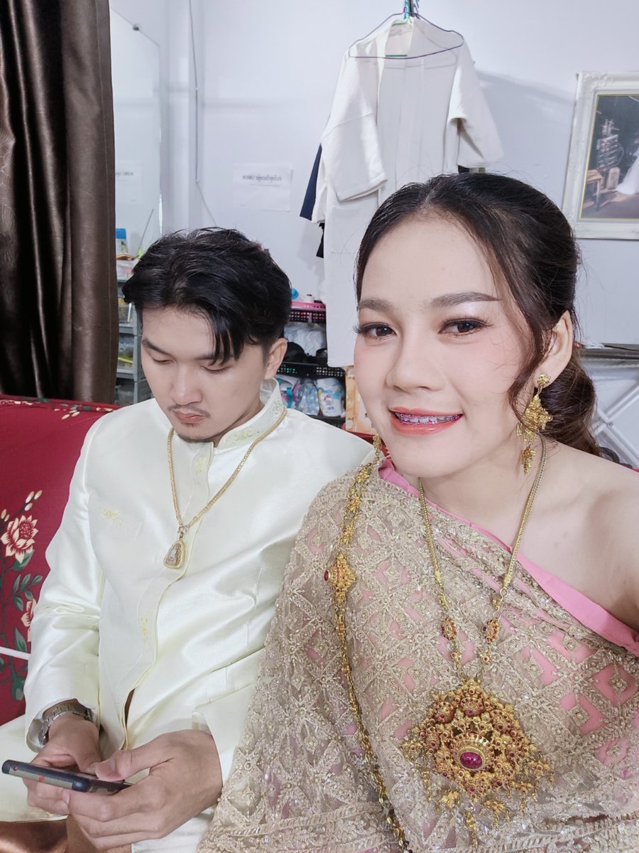 Ruttanaporn0809's tweet photo. 👸🏻เราเป็นเจ้าหญิงให้คุณไม่ได้🤴🏻
แต่เราเป็นเจ้าสาว👰🏻🤵🏻ให้คุณได้นะ❤
❤❤#แคปชั่นเจ้าสาว#แคปชั่นงานแต่ง https://t.co/4LCR9ln6uM