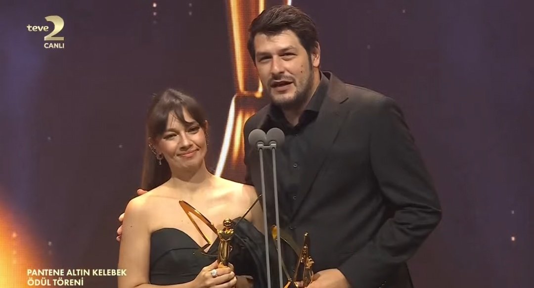 2022 yılının EN iyi influencer ödülünü Ceyda Kasabalı ve Fırat Albayram kazandı 👏

#PanteneAltınKelebek