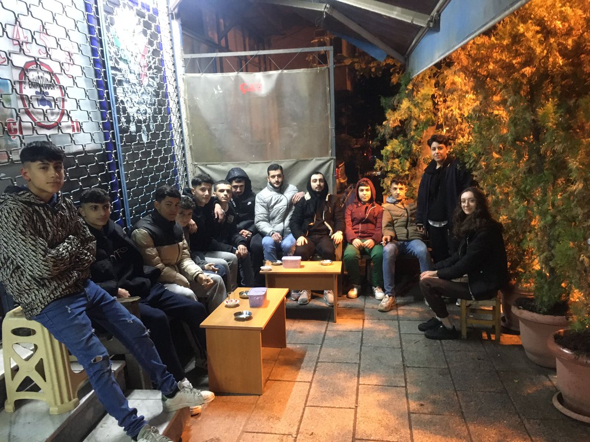 Malkoçoğlu mahallesi Onurcan BAŞ başkanlığında; mahalle ekibinin katılımı ile haftalık olağan toplantısını gerçekleştirdi. 

#2023YolundaBiriz 🤝