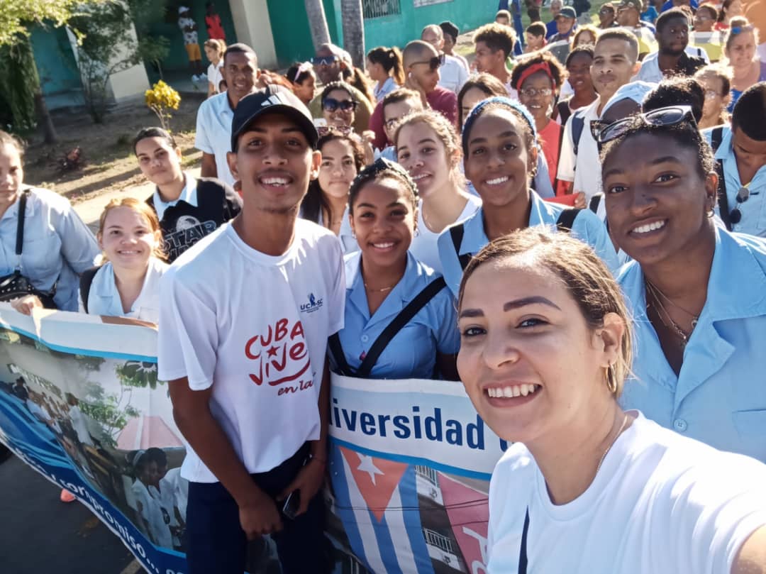 LuisMigVa's tweet photo. Enfermería Tecnología suena como se ve. #FETS en vista al X Congreso Nacional de la FEU con 2 delegados  a este. 
#FETS 
#UCM_SC 
#SantiagodeCuba 
@BismarysR
@MigdaliaFerna
@UjcUcmSc
@StgoUjc
@lambert_yaima
@MarleneBuenoBl1
@bello_yoandy
@CanalCaribeCuba https://t.co/ZRYSyhg3m2