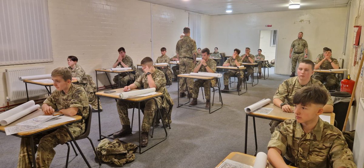 Lima_RMC_CTO's tweet image. An amazing but cold weekend assisting on the Lima Comapny RMC promotion boards.
Great to see Cadets pushing themselves to showcase what they have learnt!
Subjects included, Map Reading, section attack, Drill, weapon handling and a few more.