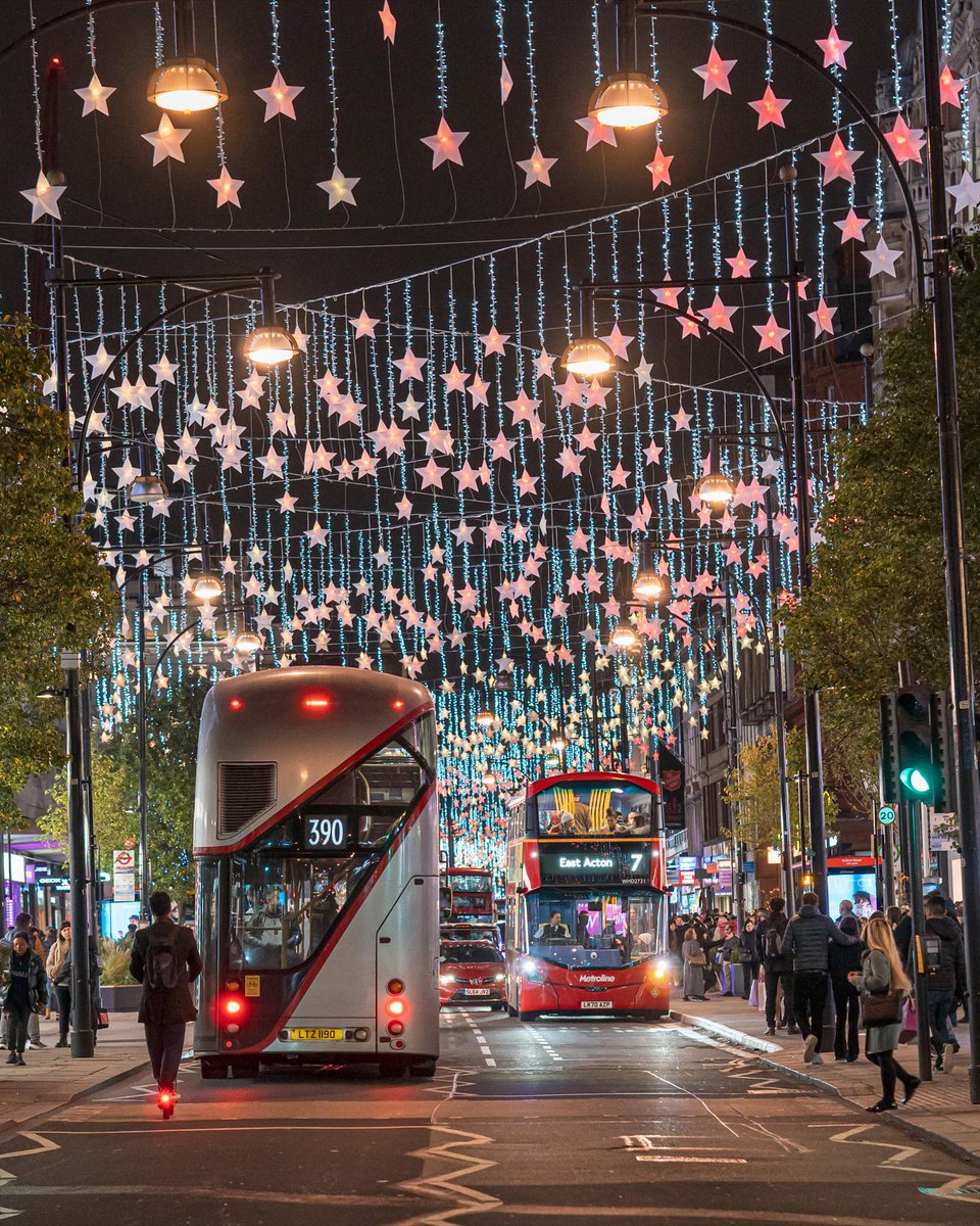 Underneath the <a href="/OxfordStreetW1/">Oxford Street W1</a> stars🌟 [📸 @_aaperspective_] #LetsDoLondon #VisitLondon bit.ly/3ETUbhb