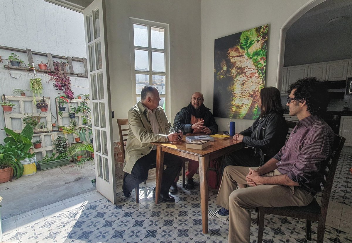 elfoco_adn's tweet image. #Domingo de el foco y comenzamos un recorrido #literario por La Colonia #Condesa...

@hdemauleon y @VekaDuncan en compañía  de @ToledoBloom y Pablo Sierra, nos deleitarán con un programa de lujo...

17:00 hrs. por @adnd40

#prendeelfoco

Cc.@verobailasol