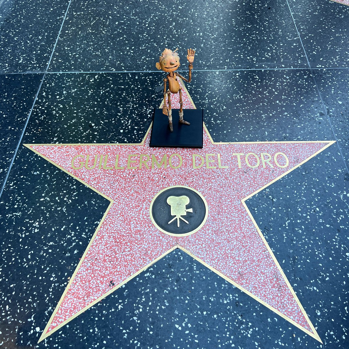 pinocchiomovie's tweet photo. Papa, only 5 more days until we are on @netflix ! #PinocchioMovie @RealGDT https://t.co/gX1TRgZAKs