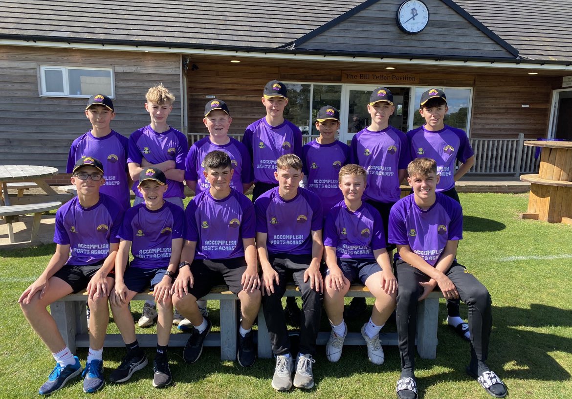 AccomplishSport's tweet photo. As promised, our first advent give away 😃
Retweet this post to win one of our prestigious purple training tops, modelled by the Newcastle tour team 🏏
#trainingtop #Cricket #rounders
@rawdoncc @CalverleyCC @HallParkCC @EastBierleyCC @morleycricket https://t.co/XCBqJ0igFY