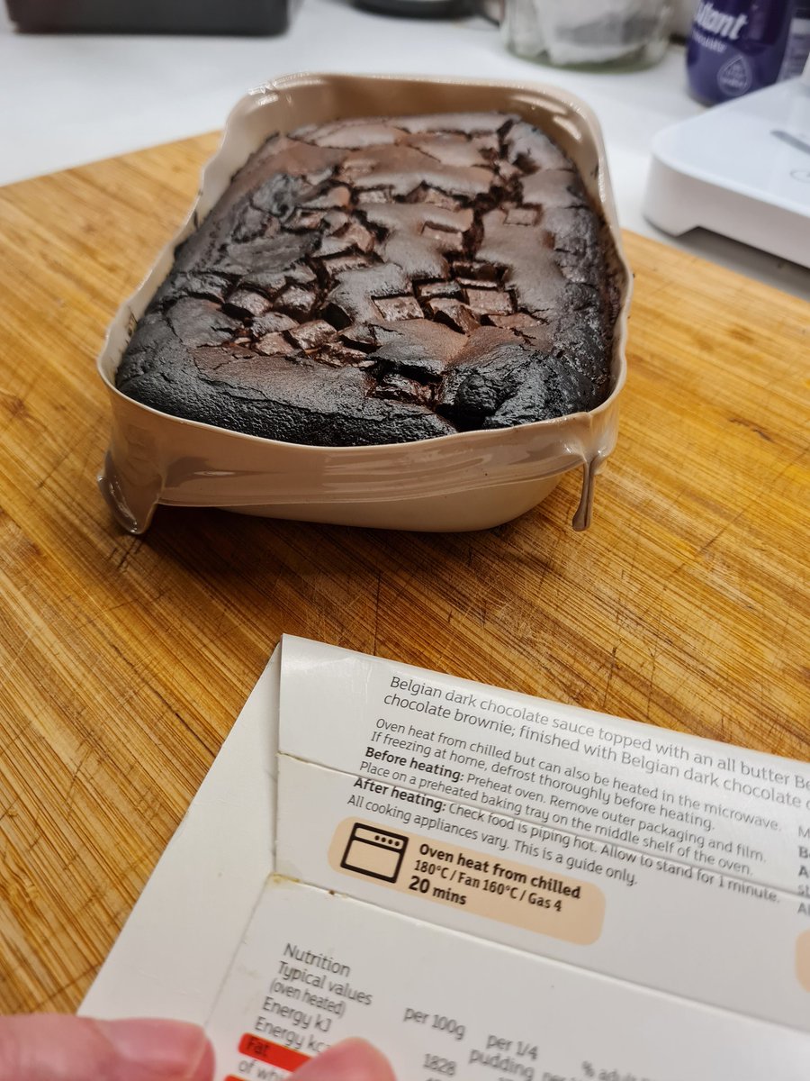samnung's tweet photo. This normal @sainsburys ? I'm thinking you might have a packaging issue https://t.co/uE4pmFG24o
