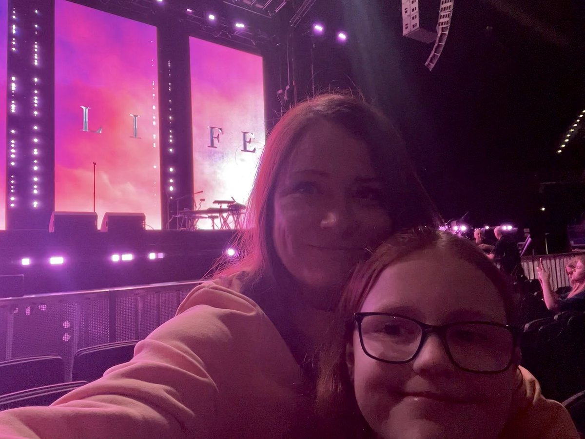 Mother Goose! tweet media