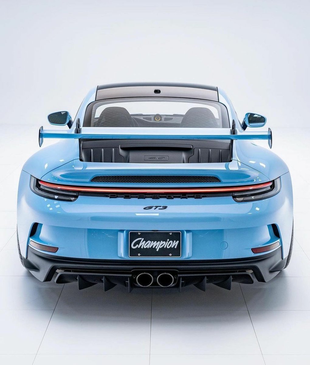 Paint-to-Sample Gulf Blue 992 GT3