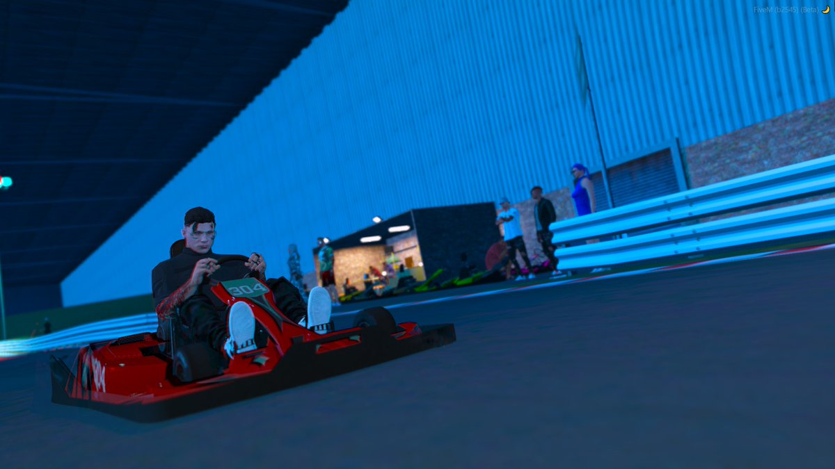 GoldenEyeRPInfo's tweet photo. [📸] Fotos de la semana de @TheGoldenEyeRP
 
1. San Andreas Grand Prix en karts, by @AxlTomicich 
2. Ampliando la familia, by @Juan_klsjane 
3. Boda en la nieve, by @Ximo_Montes 
4. Nochecita navideña en el Pop's, by @miss_chispitas https://t.co/SbQDEbJTsp