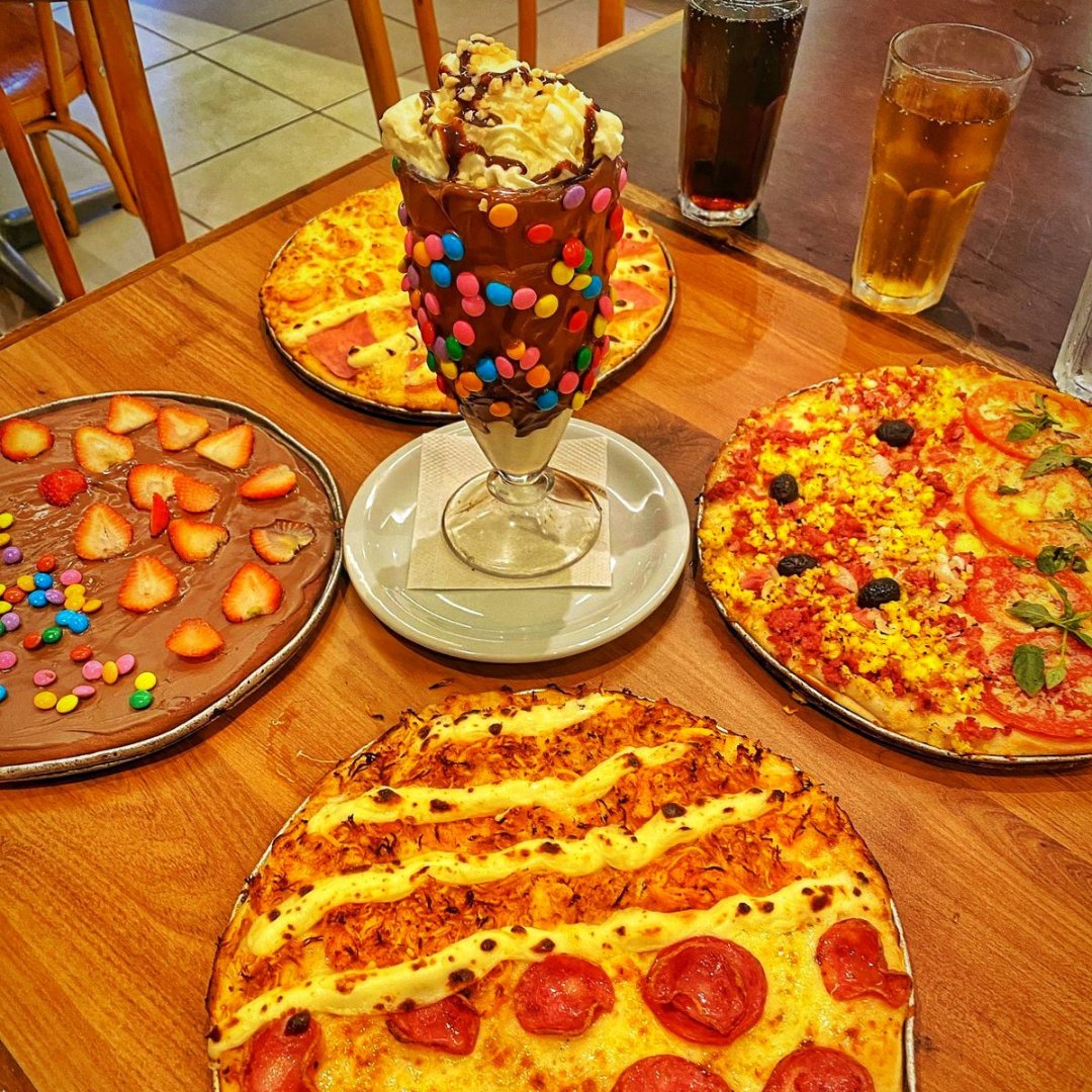 parmebr's tweet photo. Partiu fechar o Domingo com Rodízio de Pizza Parmê?  🤤😋🍕😉

Nossas lojas : https://t.co/fcPbHpzNvn

#rodiziodepizzas #rodizioparme #parmebr #pizza #amopizza #pizzalovers https://t.co/lkaZeClxKj