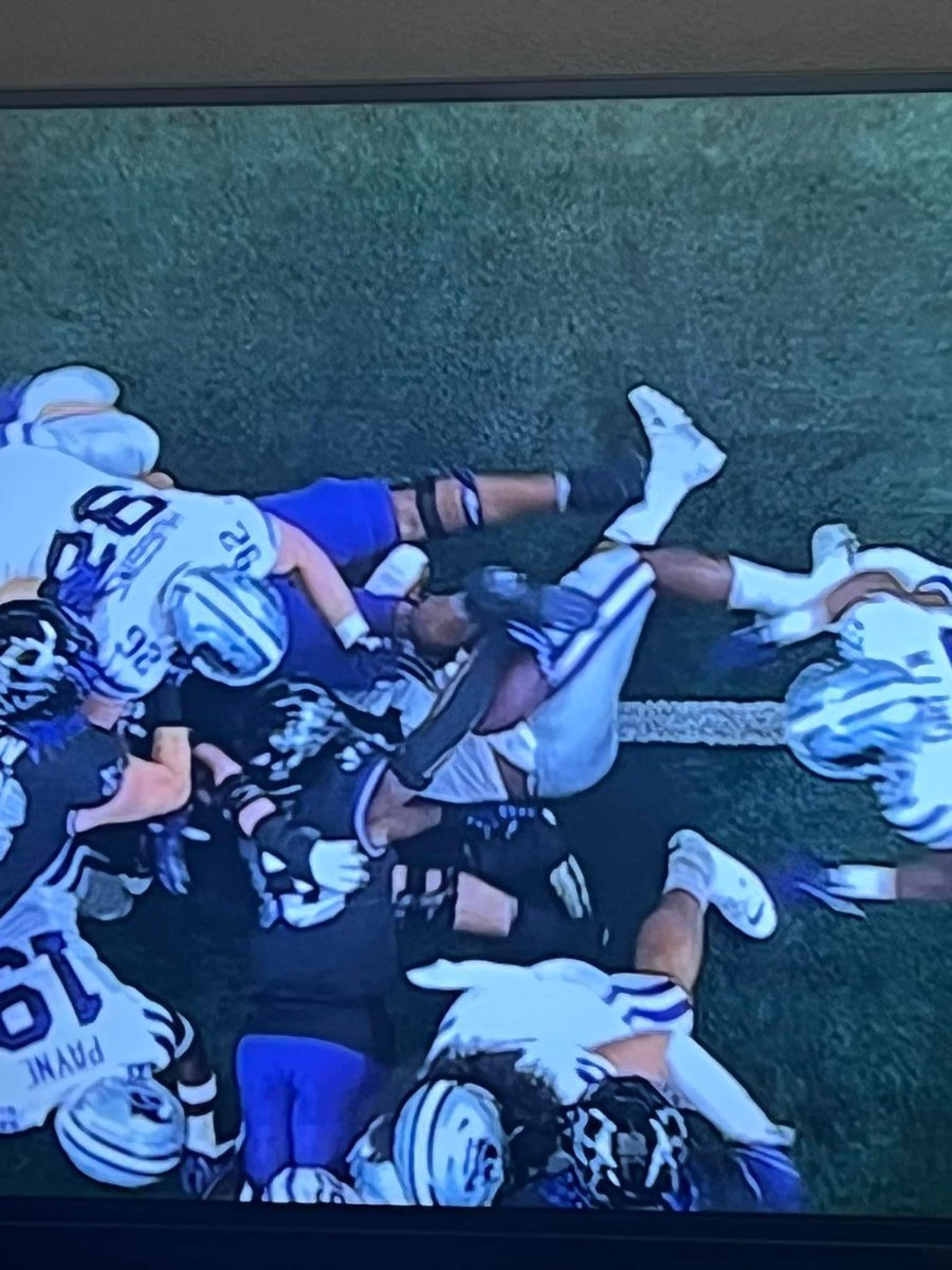 MoffGideon007's tweet photo. @Big12Conference Care explaining these two?? We don’t mind getting beat by a better team, but bad officiating helps no one! https://t.co/AmUqPcfNSh