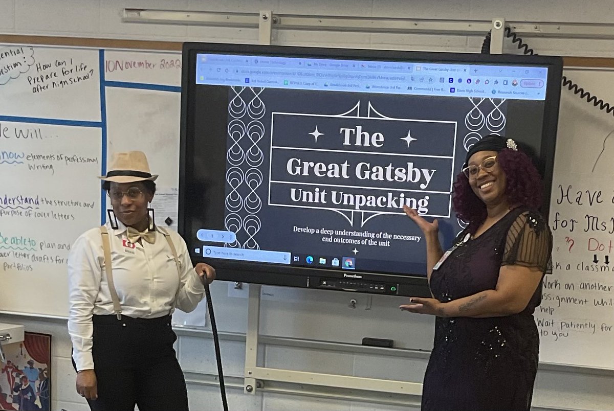 readersRwriters's tweet image. Who’s ready for the next unit? Thank you ⁦@DavisHS_AISD⁩ for engaging in unit unpacking. #setthescene #English3ELA ⁦@clynvan1⁩