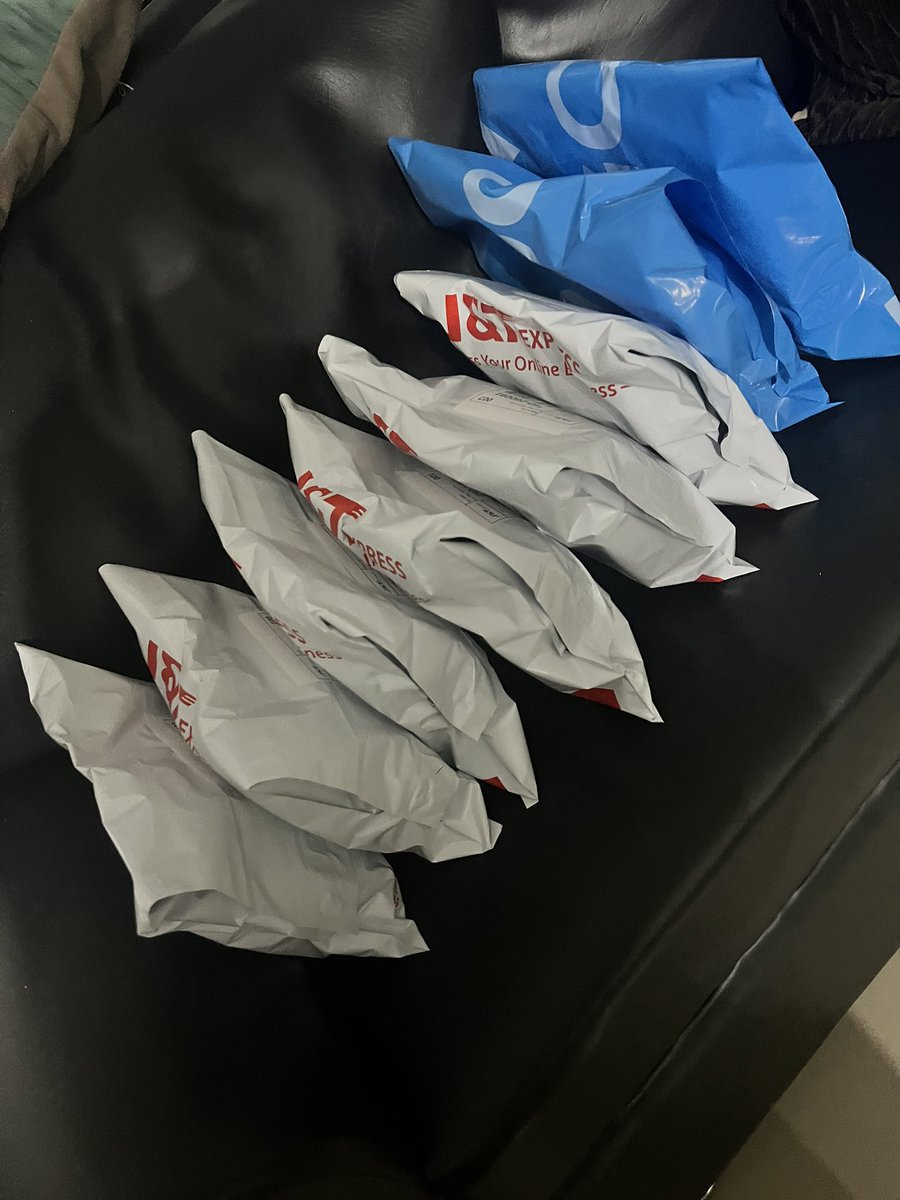 najaesales's tweet photo. #NJS_UPDATES

 Packed items na for pick up tomorrow!! https://t.co/Yimr1Y7Tn3