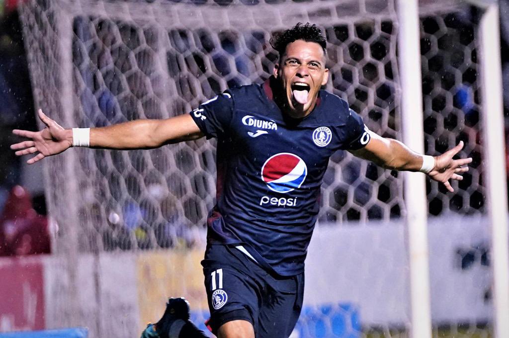LOKOXMOTAGUA's tweet photo. Motaguense te pido algo con todas las fuerzas de mi corazón cambia el chip.
¿Como lo puedes cambiar?
Volvete a Ilusionar.
Olvidate de todo lo que ocurrió desde el 01 de octubre.
Quedate solo con lo ocurrido desde el 03 de diciembre.
Ilusionate de nuevo con el Amor d tu vida. https://t.co/JL6DG6bB0R