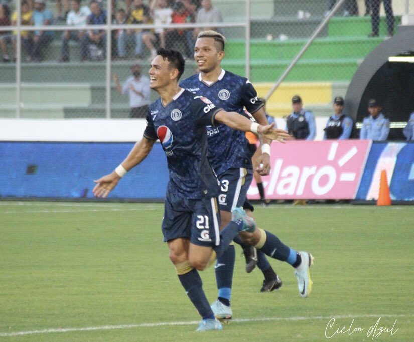 LOKOXMOTAGUA's tweet photo. Motaguense te pido algo con todas las fuerzas de mi corazón cambia el chip.
¿Como lo puedes cambiar?
Volvete a Ilusionar.
Olvidate de todo lo que ocurrió desde el 01 de octubre.
Quedate solo con lo ocurrido desde el 03 de diciembre.
Ilusionate de nuevo con el Amor d tu vida. https://t.co/JL6DG6bB0R