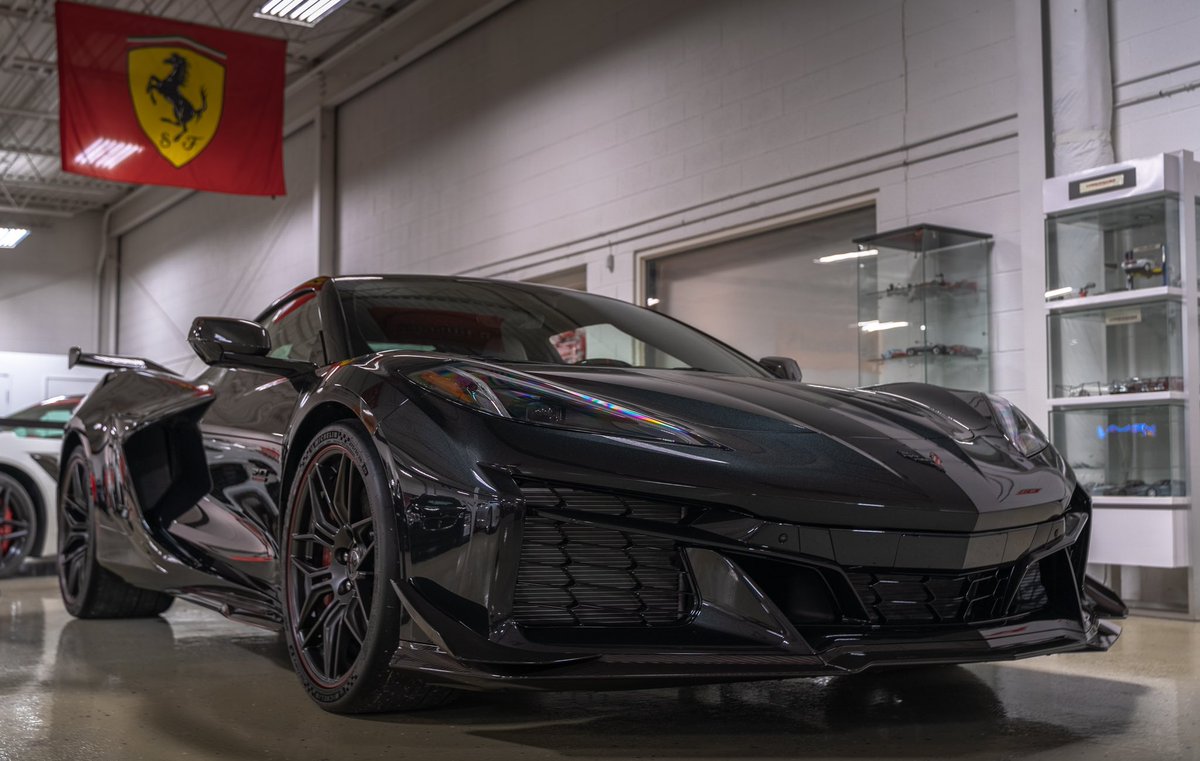 LingenfelterRG's tweet photo. Beautiful picture from @mark928s New Z06 Corvette on display @ Lingenfelter Car Collection Toys for Tots open house @KenLingenfelter @CorvetteBlogger @SteveGarrettDJ @CorvetteSuper https://t.co/iAKJIdmSt0