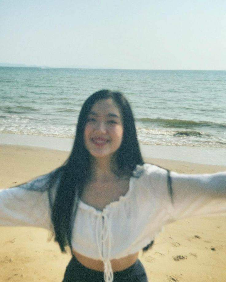 tidenam's tweet photo. ชอบทะเลที่มีเธอ

#Aheye4EVE #Aheyekrn https://t.co/PXfRYEAd30