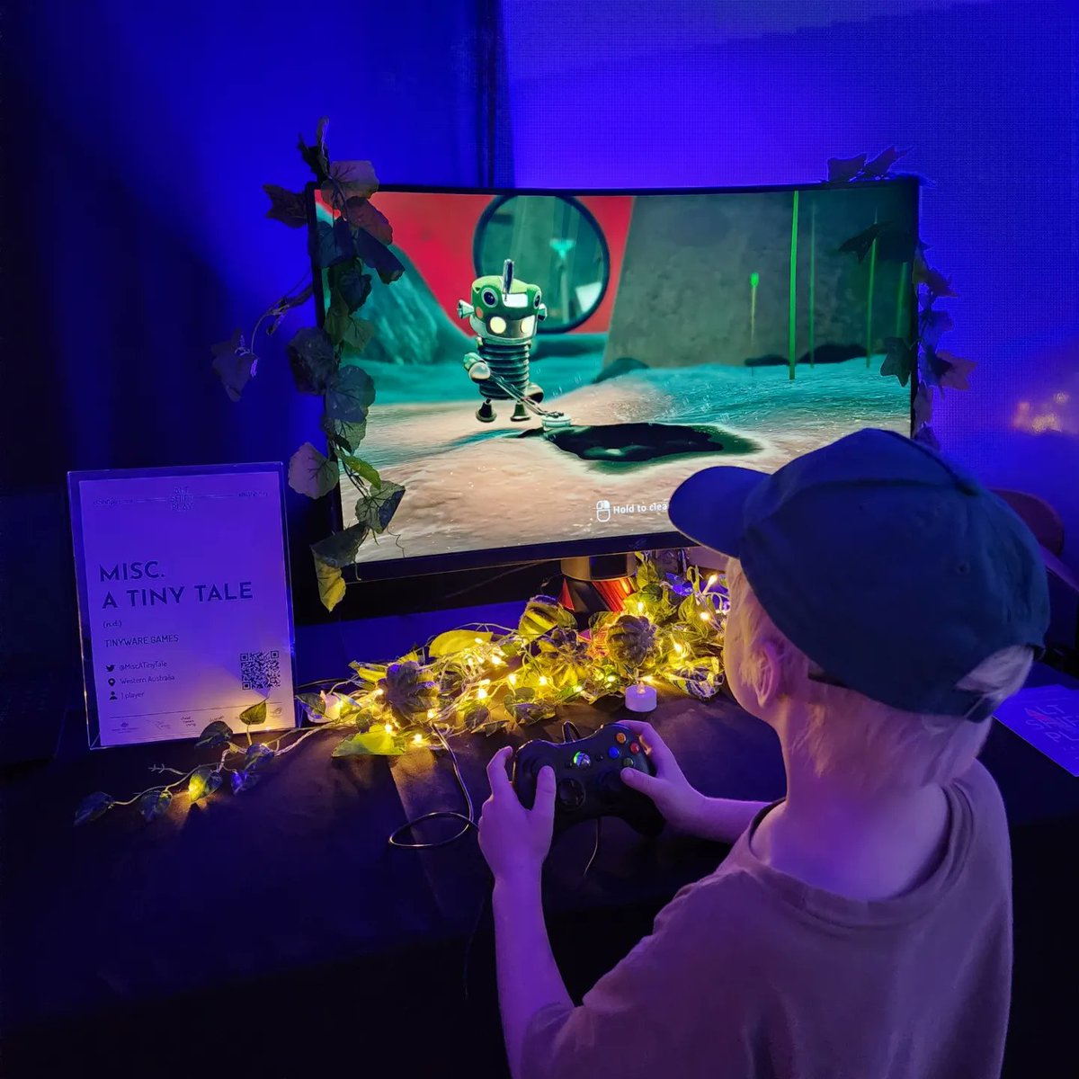 AltShiftPlay's tweet photo. #AltShiftPlay, Day 2 featuring:
- Umurangi Generation @Veselekov
- Cult of the Lamb @MassiveMonster
- Misc. A Tiny Tale @tinywaregames
- Unpacking @witchbeamgames
🌐 https://t.co/qt7LfdTNfm https://t.co/jFBS0vt1le