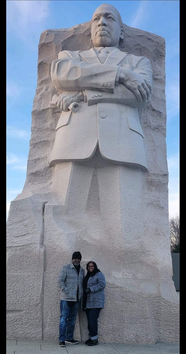 A couple of pics from my Rockstar Clients💕
'Celebrating Mike with a birthday trip to DC! 🥰 Thank you Loretta Bradford for helping us make more travel memories!'
#MyTravelClientsRock
#MakeTravelMemories
#UseATravelAdvisor