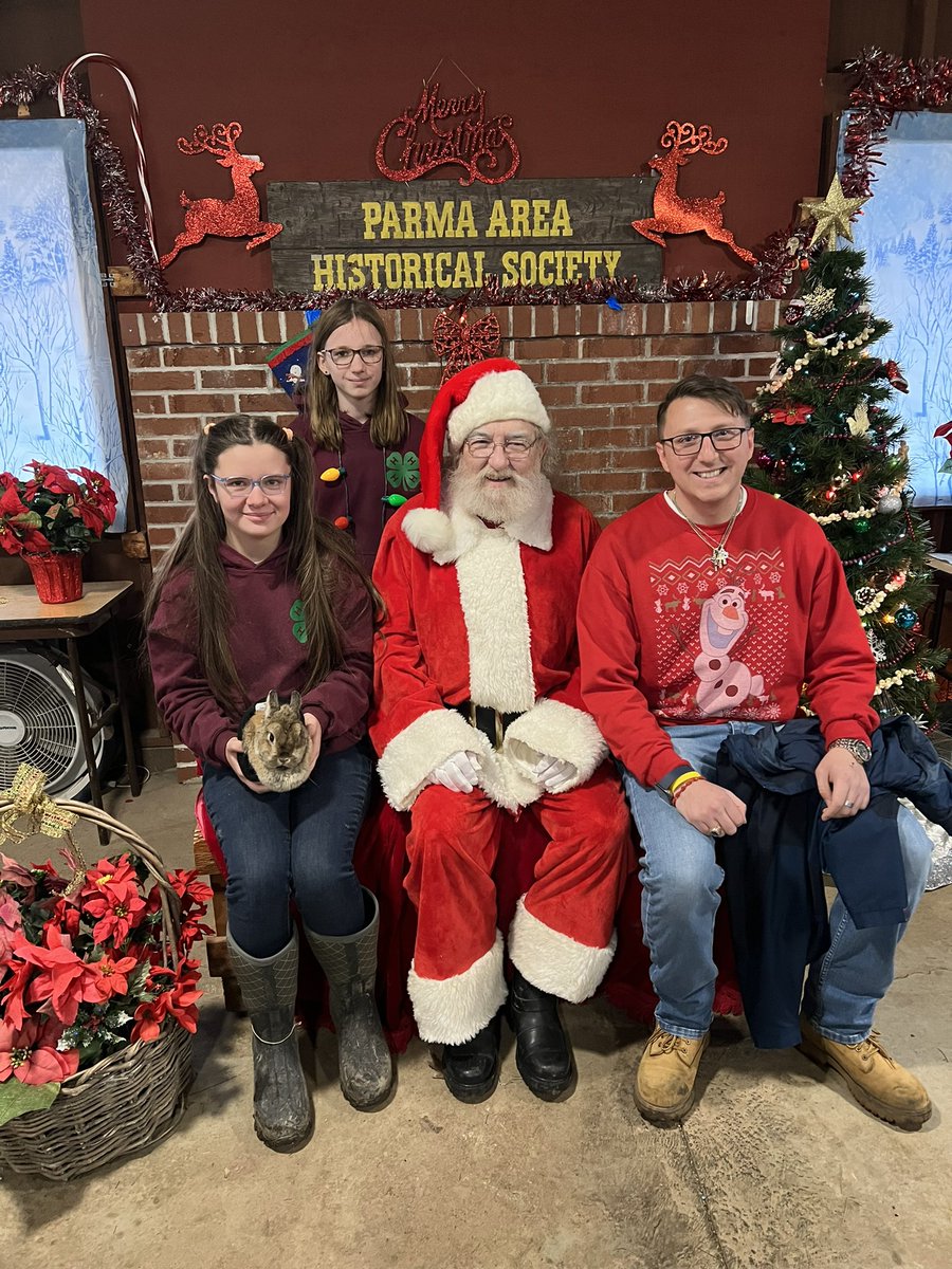 KevinCKussmaul's tweet photo. Stopped by Stearns Homestead yesterday for Christmas on the Farm and saw Santa. Thank you to the Parma Area Historical Society, Homestead Hoofers 4-H and the Ridgewood Garden Club for everything you do for our farm.
#thisisparma #meetmeinparma https://t.co/SMEjSBjgyc