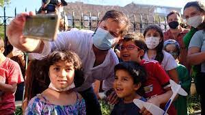 <a href="/exantecl/">Ex-Ante</a> "Servicio Mejor Niñez anula licitaciones para diagnósticos de niños vulnerados en todo Chile"

Pero es tan lindo usarlos para sacarse selfies...