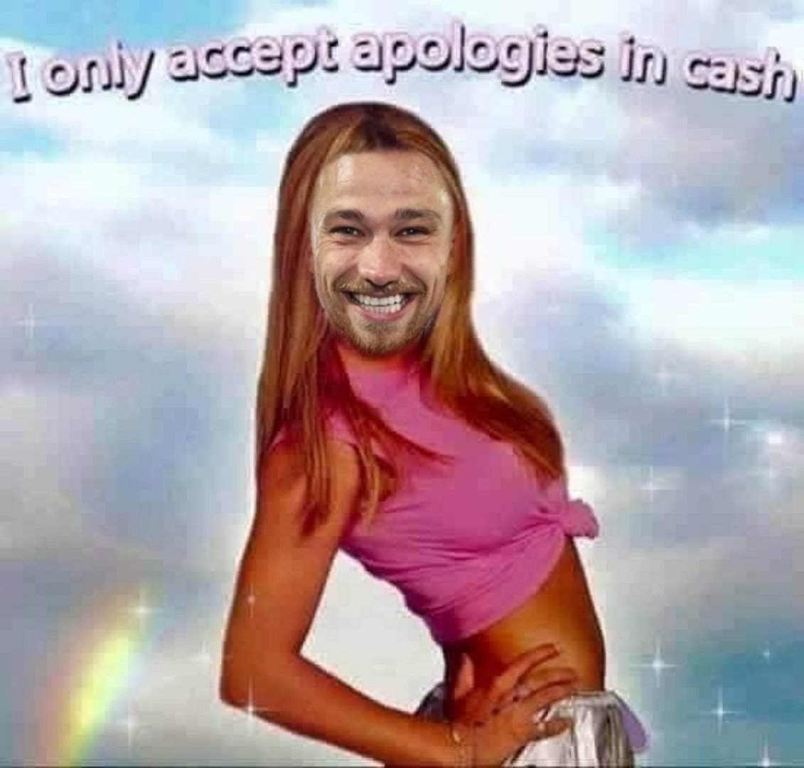 slodkirogal's tweet photo. matty masz pozwolenie na faule od całej Polski 

#POLFRA https://t.co/xWmgNo231J