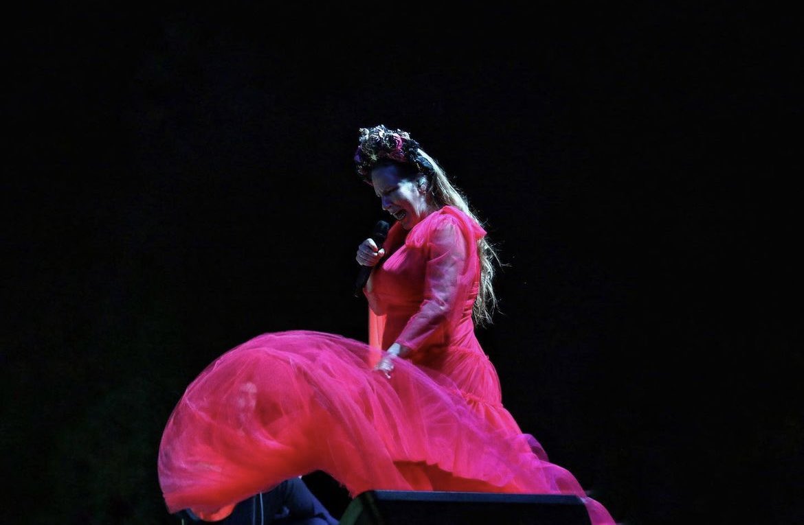MariaToledoFan's tweet photo. ✨Recuerdos de una noche de verano… @MariaToledoMT 🎹 https://t.co/tbdIoaqYo7