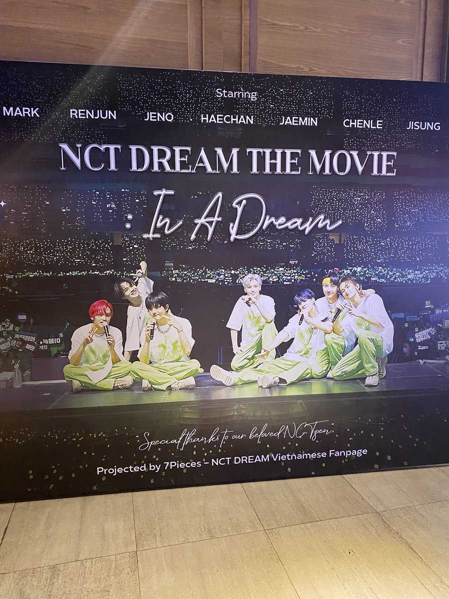 Materialboy_PCY's tweet photo. In a dream #NCTDREAM
#NCTDREAMTHEMOVIEInADREAM https://t.co/GnZTtW7Y8x