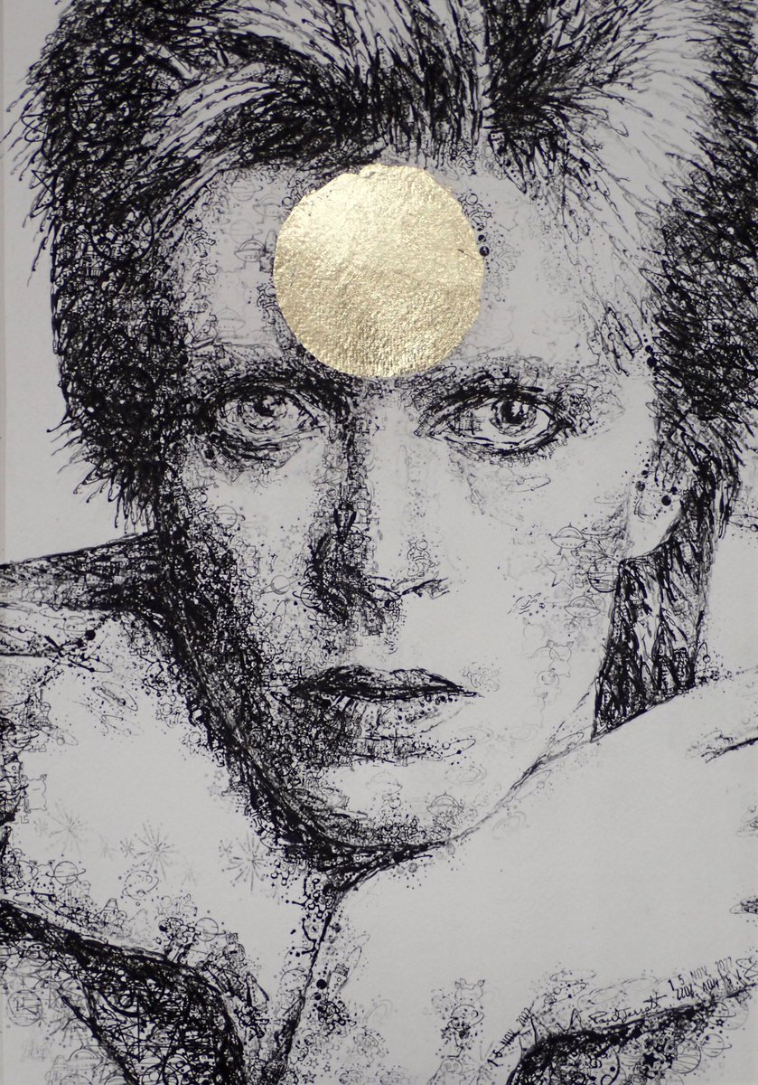 pauljessettart's tweet photo. Ziggy Stardust piece with added gold leaf celestial shininess. Please zoom in. #davidbowie #davidbowieart #ziggystardust #art #stampwork #goldleaf #giftideas https://t.co/WYZXb46I3j