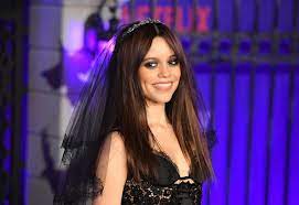 adeleisnumber1's tweet image. Jenna Ortega on Adele at the Wednesday Netflix Premiere | "One of my favorite songs right now is probably love in the dark, it really describes the situation I'm going through right now. That song makes me cry everytime I listen to it”