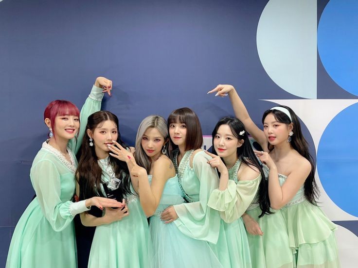JIWT0PIA's tweet photo. (G)I-DLE https://t.co/YCxgdu4Zcv