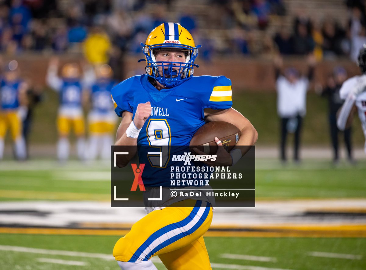 RaDel_H_Photo's tweet photo. Congratulations to @Howell_FB on the Class 5 state championship Friday night.  Professional images available on MaxPreps.  Retweets welcome!

https://t.co/swK0eh732P

@FHVikings @12tHManBoosters @FrancisHowell https://t.co/A1L921akeU