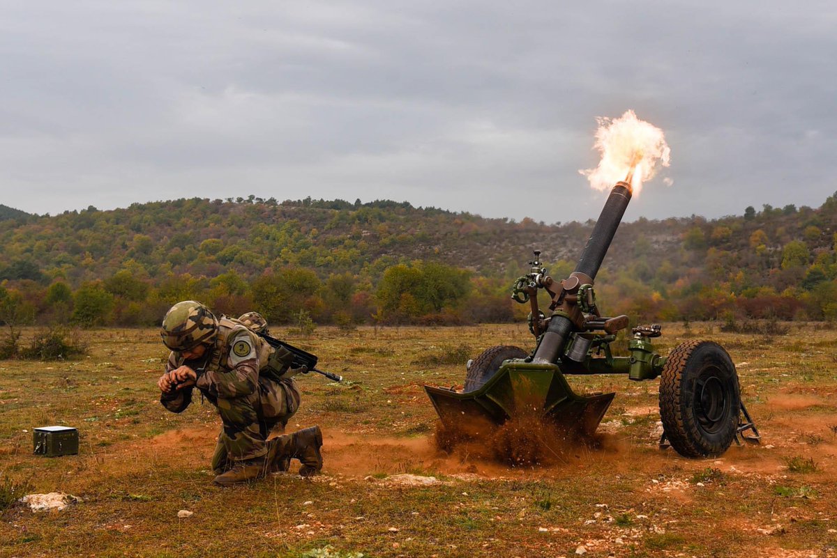 Chef de corps du 68e RAA on Twitter "Le 68e régiment d’artillerie d’Afrique vous souhaite une