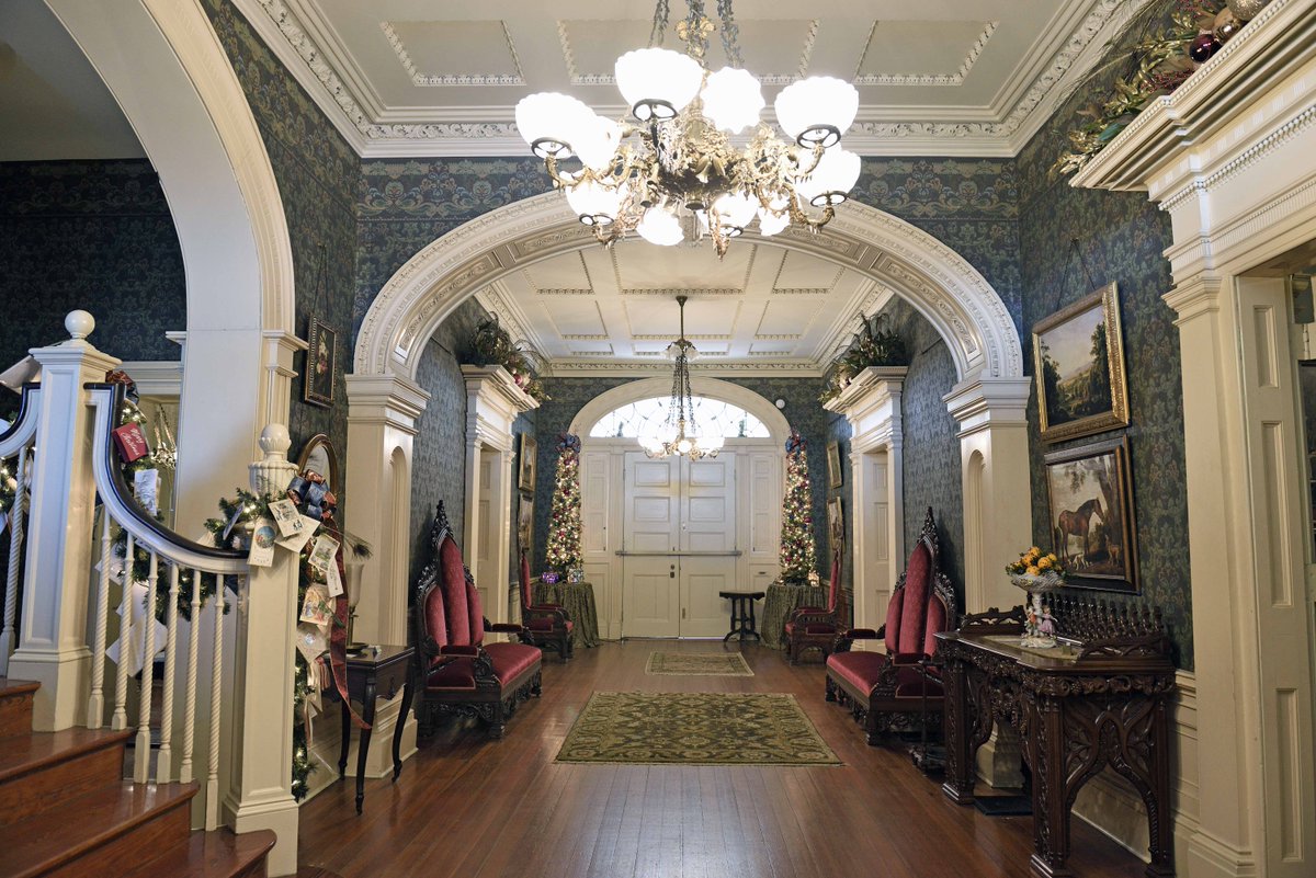 Centre Hill Museum Holiday Showcase Open House is today, Sunday, December 4 from noon to 5pm. Rooms are decorated by area designers for the holidays. No admission fee today.