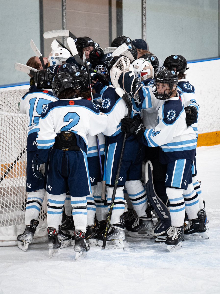 Championship Sunday 👀

The Bengals face Edina in the Center Ice Club championship today at 11:00. 

<a href="/YouthHockeyHub/">YHH</a> 

#Ferda #LFG