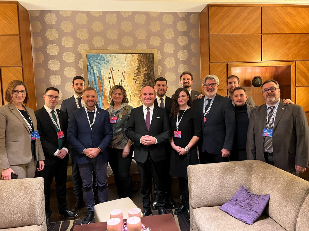 Bernard Nikaj tweet media