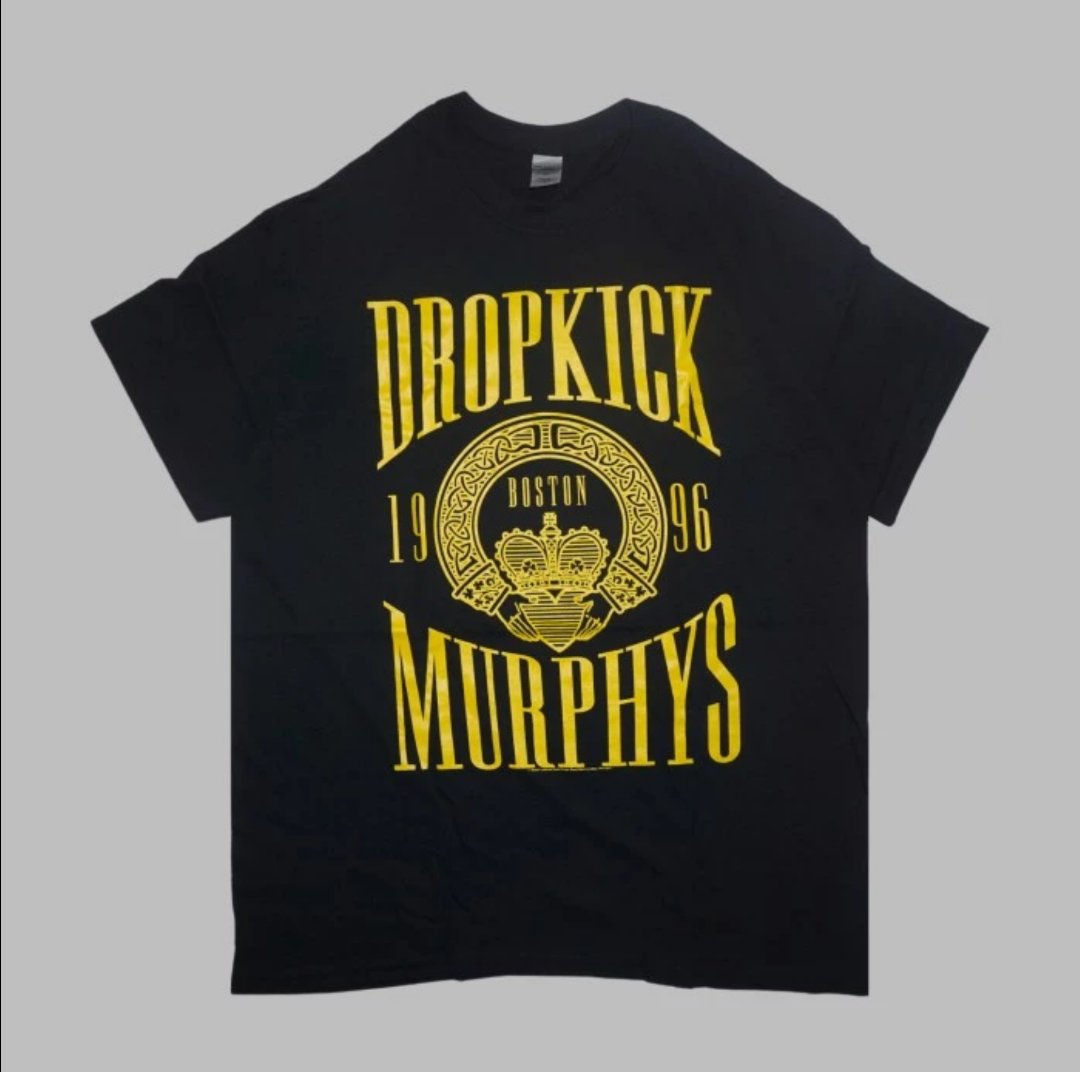 #ayojajankaosband

OFFICIAL MERCH | Dropkick Murphys - Claddagh | Size L | Gildan | RP. 395.000 | Order via DM.