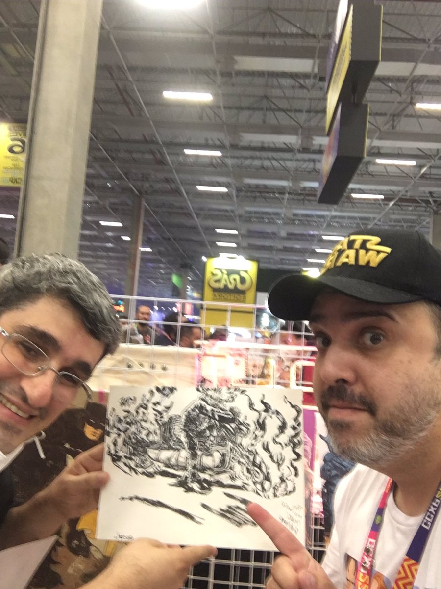theimmigrantart's tweet photo. Chega junto no ultimo dia de @CCXPoficial . MESA C08, tem@muita coisa legal e cheia de brindes! Parceria com a @ComicsnSign para blank covers maravilhosas! Tem lançamentos especias! #ccxp #artistvalley #art #vaiserepico https://t.co/7EPQ5tczYm