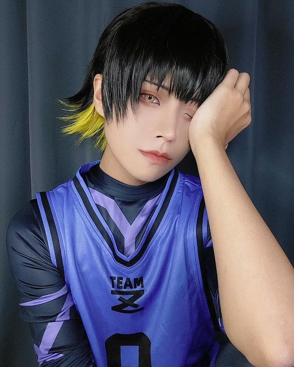 🐬 ⚽
#ブルーロック #bluelock #蜂樂廻