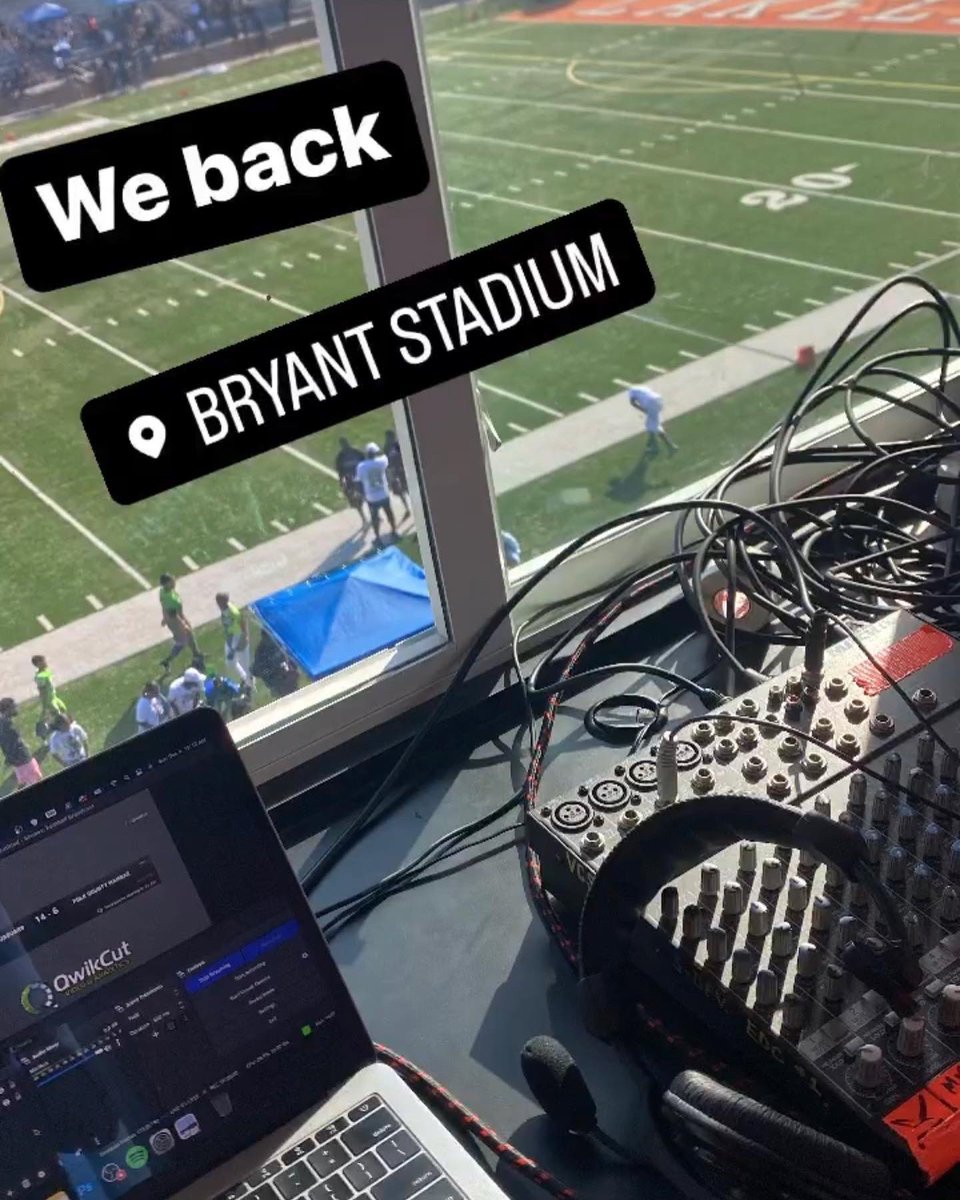 OCTitanTv's tweet photo. Titan TV along with Qwikcut video providing Live Stream service for Florida Elite Super Bowl! Senior Adam black on the play by play for 5 games today! https://t.co/vvACXAq0ot