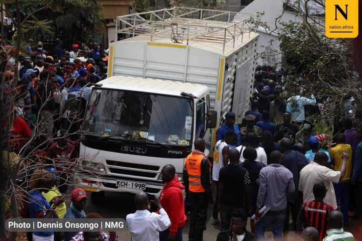 davidnjeri30's tweet photo. @WilliamsRuto Mimi sija taja mtu https://t.co/HkyjXyrtgL