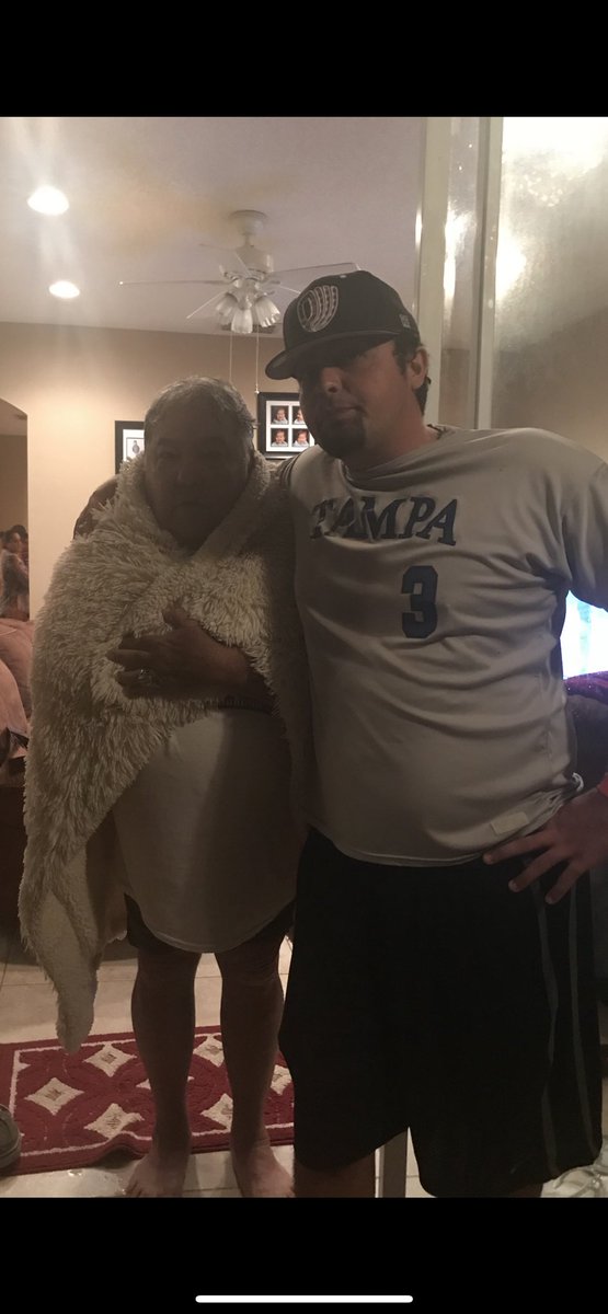 JuanF32_'s tweet photo. Lost for words. My family lost our hero last night. 

We lost our biggest fan &amp; we move forward with a huge hole in our hearts

2022 is having its way with me.. 

but I swear to god I’ll be right here with the gloves on in 2023 coming for more &amp; everything he wanted for &amp; from me https://t.co/eynd53Rt4b