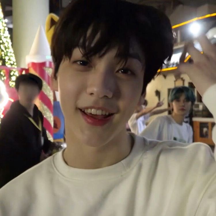 wishing my soobie the happiest of days today 🥰❤️